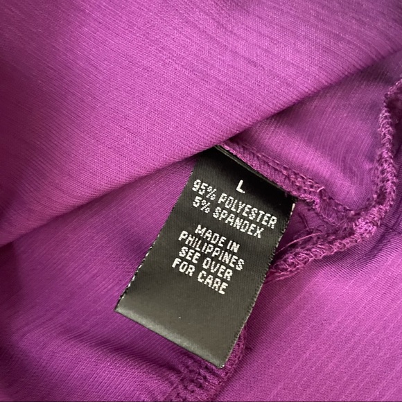 I.N. Studio Magenta Purple Short Sleeve Blouse with Cutout Back - Picture 5 of 7